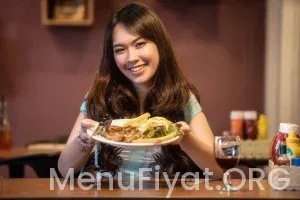 Tavuk Dünyası’nda Ne Yenir? En Çok Tercih Edilen 10 İmza Tabak