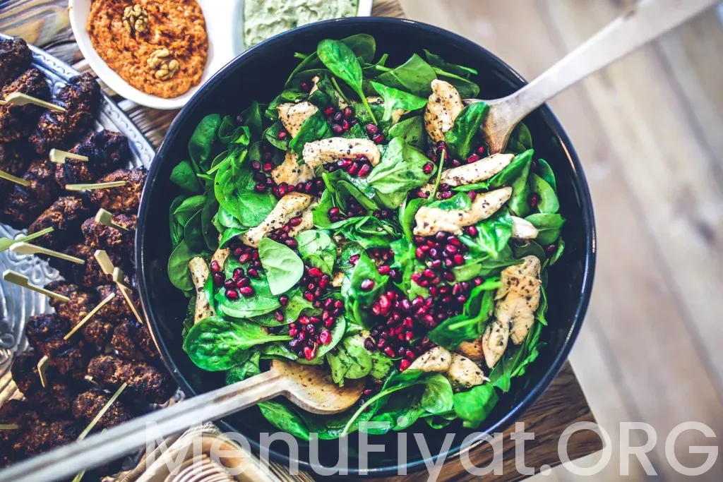 Tavuk Dünyası’nda Ne Yenir 2026 Menufiyat