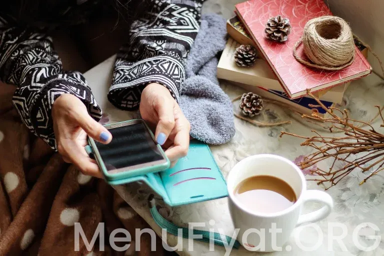 Yeni Nesil Dijital Menü Dönemi: Temassız Menülerde Şeffaf Fiyatlandırma ve Müşteri Yorumları