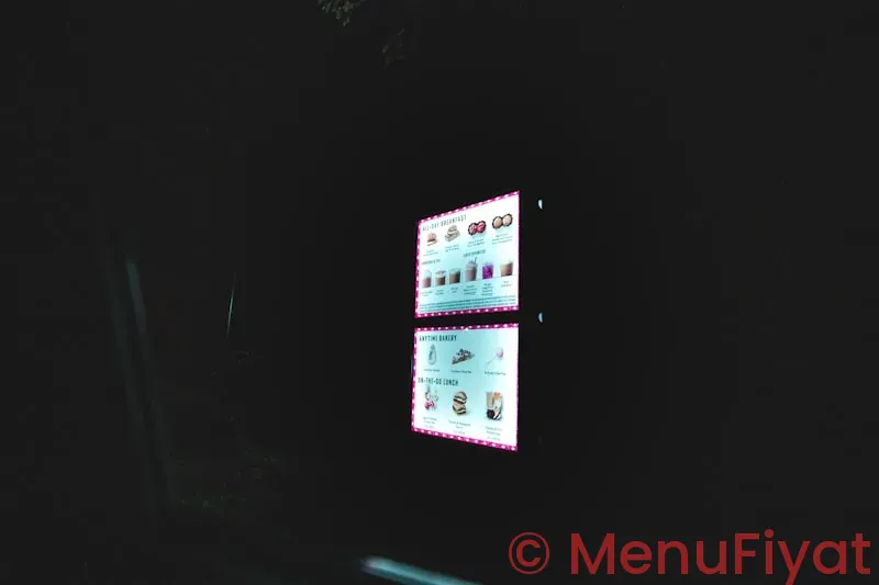 Digital menu display board