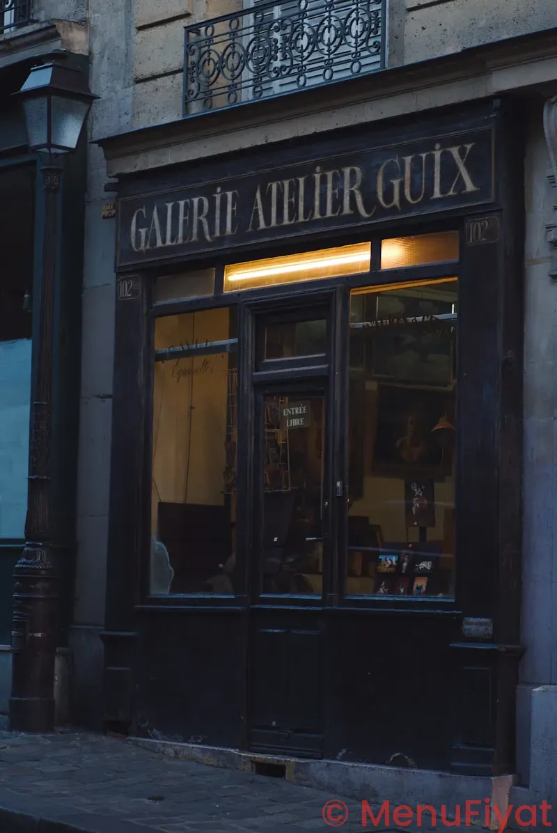 Grand lux menu and prices