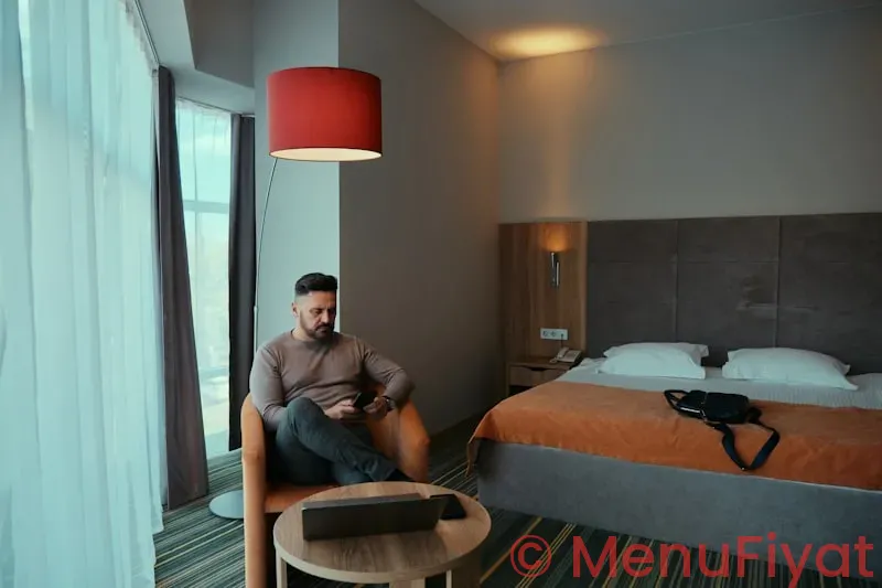 Norwegian room service menu