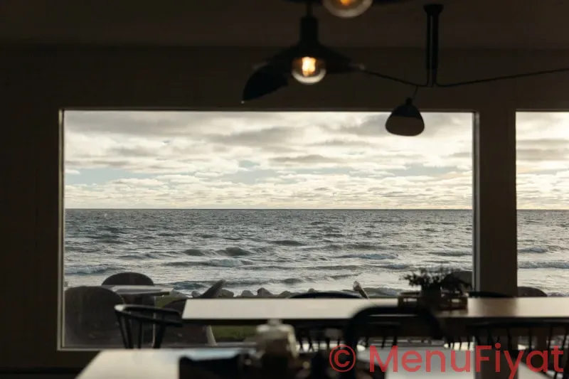 Oceanaire menu and prices