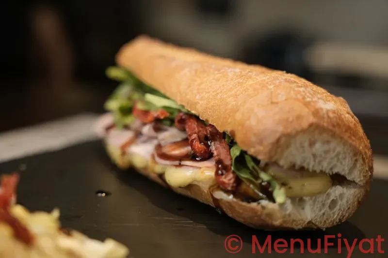 rozbif sandviç subway